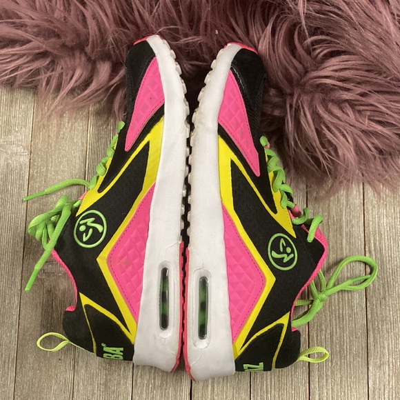 ❤️Zumba Air Stud Lo Sneakers ❤️ - Picture 4 of 11